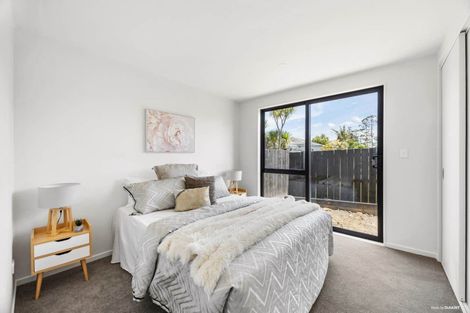 Photo of property in 3/101 Hobsonville Road, West Harbour, Auckland, 0618