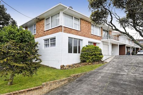 Photo of property in 117 Golf Road, New Lynn, Auckland, 0600