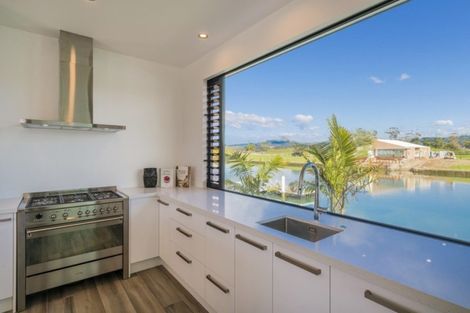 Photo of property in 73 Leeward Drive, Whitianga, 3510