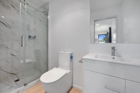 Photo of property in 16 Taupata Lane, Helensville, 0800