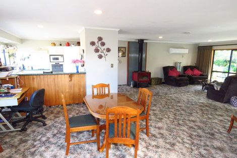 Photo of property in 19 Kew Road, Westport, 7825