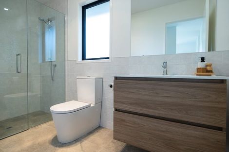 Photo of property in 11 Kanono Way, Helensville, 0800