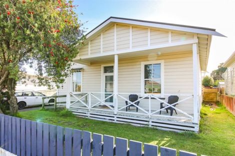 Photo of property in 3 Mahoney Street, Whanganui East, Whanganui, 4500