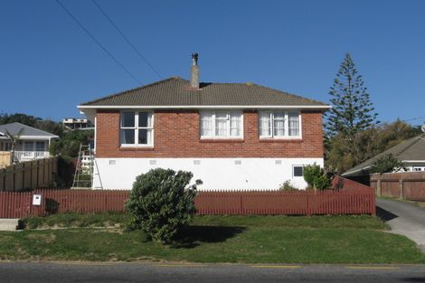Photo of property in 30 Dimock Street, Titahi Bay, Porirua, 5022