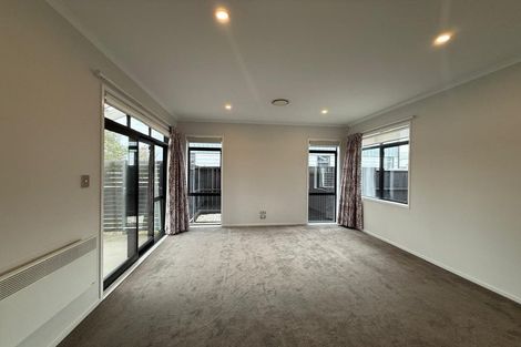 Photo of property in 2 Pinto Road, Pukekohe, 2120