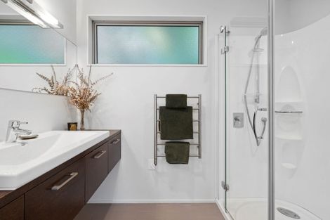 Photo of property in 29 Orangi Kaupapa Road, Northland, Wellington, 6012