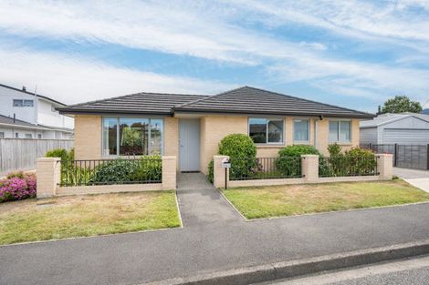 Photo of property in 19 Andrew Street, Stoke, Nelson, 7011