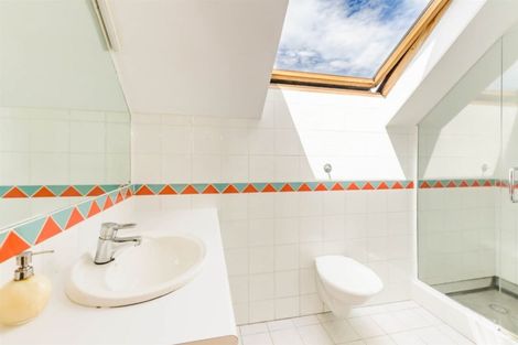 Photo of property in 21 Ocean Road, Paraparaumu Beach, Paraparaumu, 5032