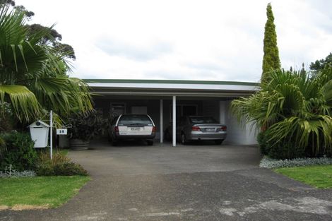 Photo of property in 18 Waterlea Avenue, Mangere Bridge, Auckland, 2022