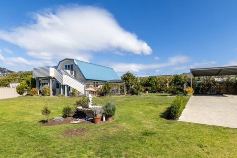 Photo of property in 39a Harper Road, Waimarama, Havelock North, 4294