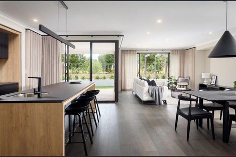 Photo of property in 73 Oak Road, Poraiti, Napier, 4112