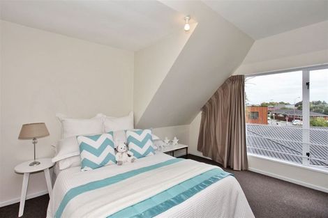 Photo of property in 2/27 Maxwell Street, Riccarton, Christchurch, 8041