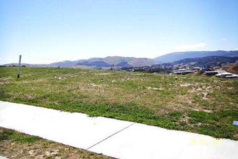 Photo of property in 4 Semaphore Lane, Whitby, Porirua, 5024