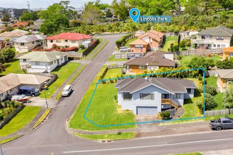 Photo of property in 32 Hewlett Road, Massey, Auckland, 0614