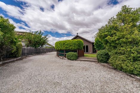 Photo of property in 89 Rob Roy Lane, Wanaka, 9305