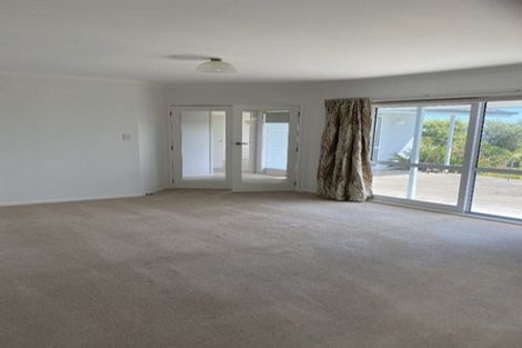 Photo of property in 9 Kotare Street, Waikanae, 5036