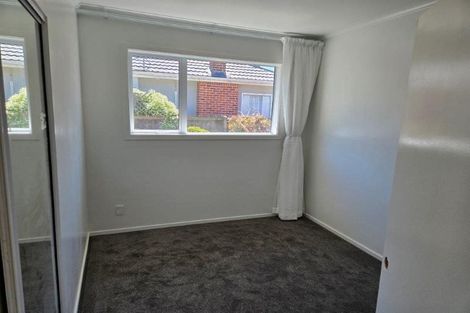 Photo of property in 102 Yaldhurst Road, Sockburn, Christchurch, 8042