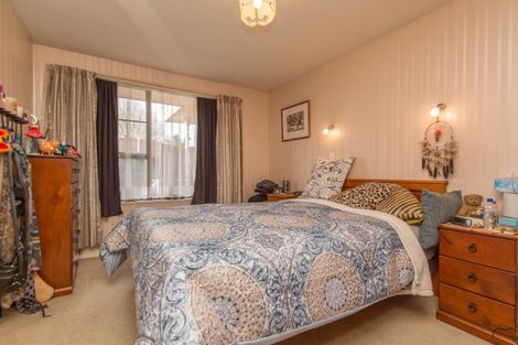 Photo of property in 15 Flaxwood Lane, Waltham, Christchurch, 8023