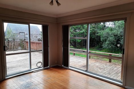 Photo of property in 52 Kingdale Road, Henderson, Auckland, 0610