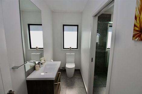 Photo of property in 70 Leeward Drive, Whitianga, 3510