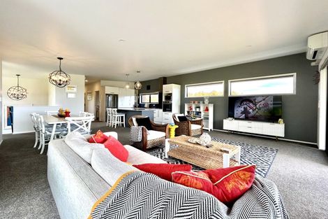 Photo of property in 33 Hihitahi Rise, Paihia, 0200