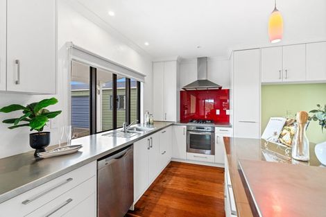 Photo of property in 50 Kahukura Avenue, Waitarere Beach, Levin, 5510