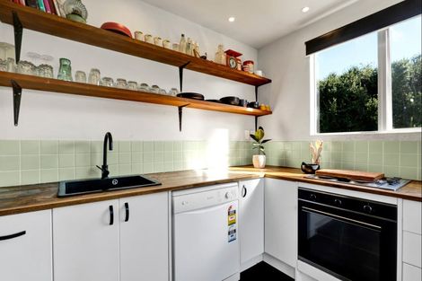 Photo of property in 153 Portia Street, Stratford, 4332