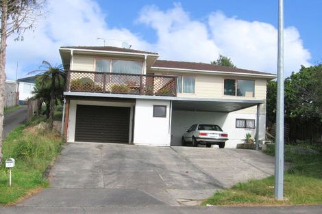 Photo of property in 32 Pisces Road, Glen Eden, Auckland, 0602