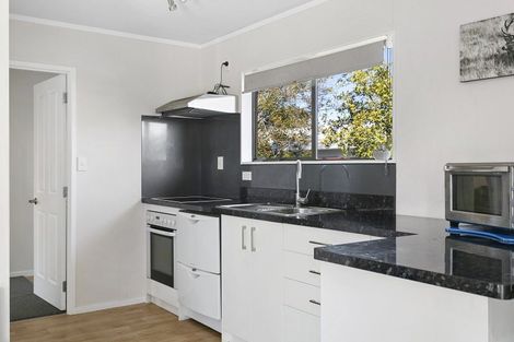 Photo of property in 2/27 Arthur Crescent, Hilltop, Taupo, 3330