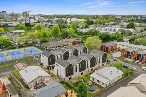Photo of property in 2u3 Manning Street, Hamilton Central, Hamilton, 3204