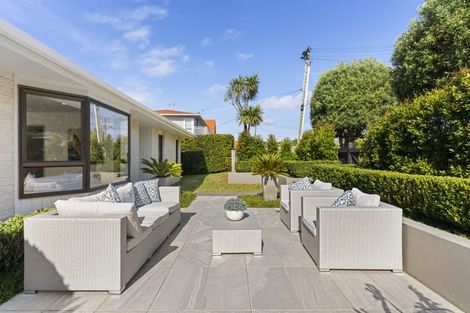Photo of property in 59a/1 Norwood Road, Bayswater, Auckland, 0622