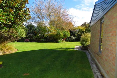 Photo of property in 19 Kew Road, Westport, 7825