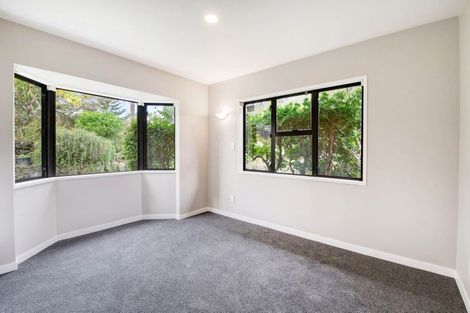 Photo of property in 1 The Knoll, Greenhithe, Auckland, 0632