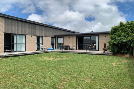 Photo of property in 5 Rere Awa Road, Glenbrook, Waiuku, 2681