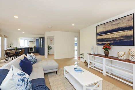 Photo of property in 13 Palmbrook Avenue, Havelock North, 4130