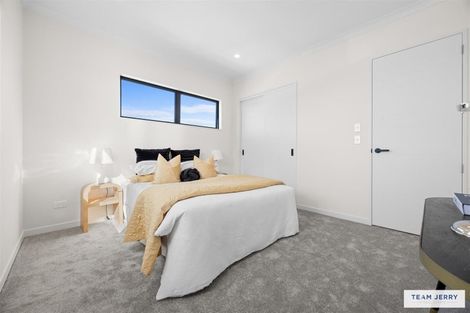 Photo of property in 37 Maungakaraka Road, Karaka, 2580