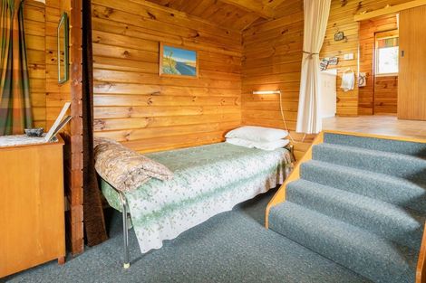 Photo of property in 46 Bayview Crescent, Duvauchelle, 7581