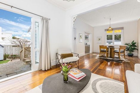 Photo of property in 71 Herald Street, Berhampore, Wellington, 6023