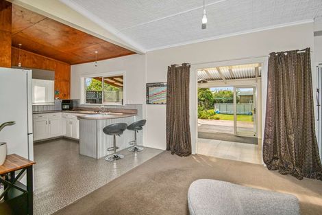 Photo of property in 83 Queen Street, Westport, 7825