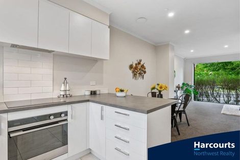 Photo of property in 6/89 Hobsonville Point Road, Hobsonville, Auckland, 0616