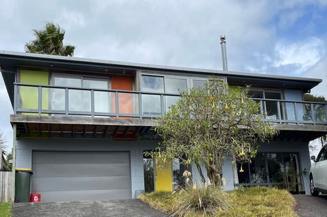 Photo of property in 14 Oruamo Place, Beach Haven, Auckland, 0626