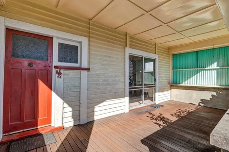 Photo of property in 24 Rimu Street, Strandon, New Plymouth, 4312