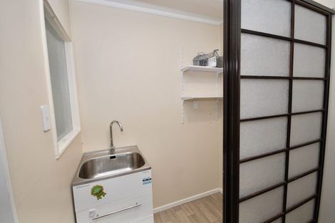 Photo of property in 48 Salamanca Road, Sunnynook, Auckland, 0620