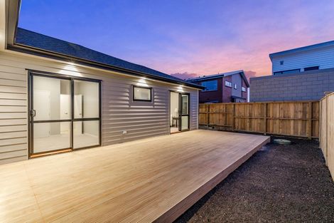 Photo of property in 13 Konoba Avenue, Kumeu, 0810
