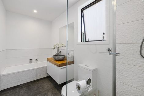 Photo of property in 49rb Oceana Drive, Welcome Bay, Tauranga, 3175