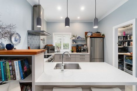 Photo of property in 19 Clifton Avenue, Carterton, 5713