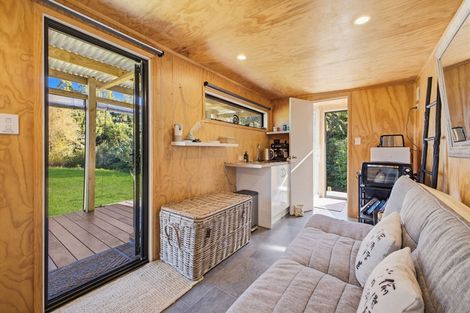 Photo of property in 1261 Frankley Road, Hurworth, New Plymouth, 4371