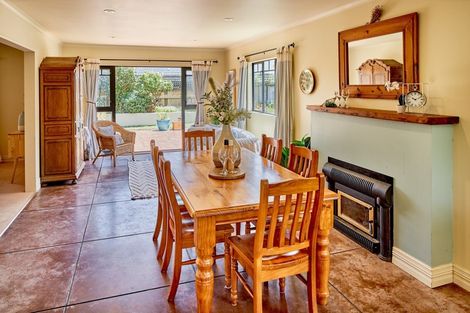 Photo of property in 79 Michael Road, Paraparaumu Beach, Paraparaumu, 5032