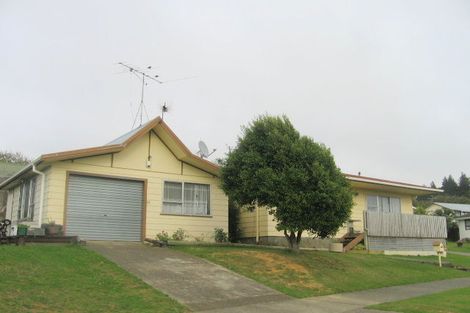 Photo of property in 206 Staithes Drive South, Whitby, Porirua, 5024