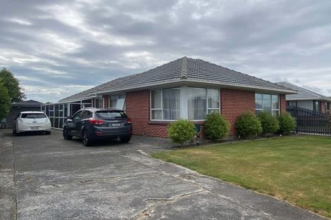 Photo of property in 19 Dunstan Crescent, Hornby, Christchurch, 8042